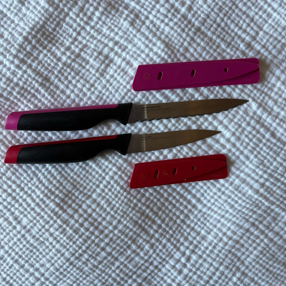 Set of Two Tupperware Utility Knives with Sheaths